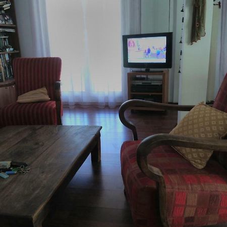 Ferienwohnung Cozy Penthouse Next To Metro Station Thessaloniki Exterior foto